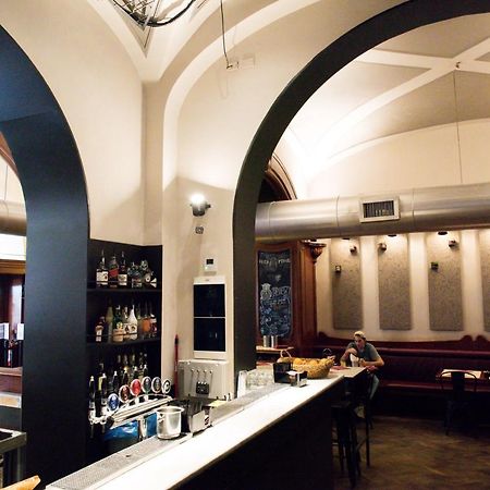 Romadelante Hotel Buitenkant foto