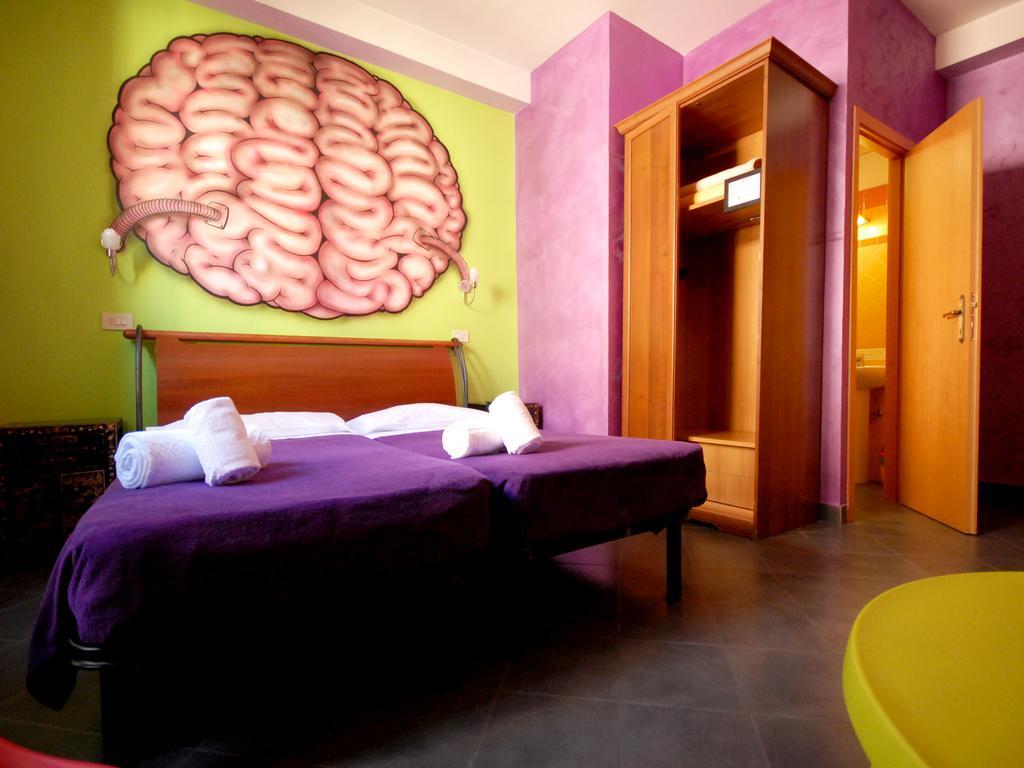 Romadelante Hotel Buitenkant foto